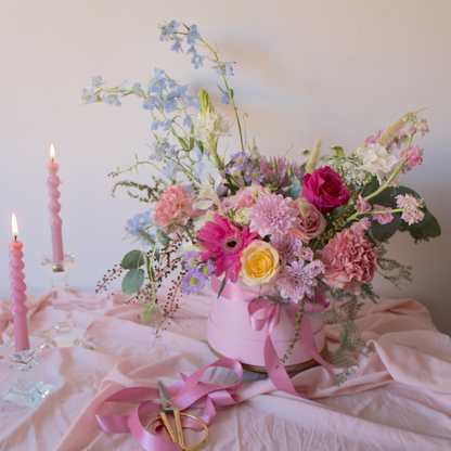 Caja Floral + Chocolates y Champagne