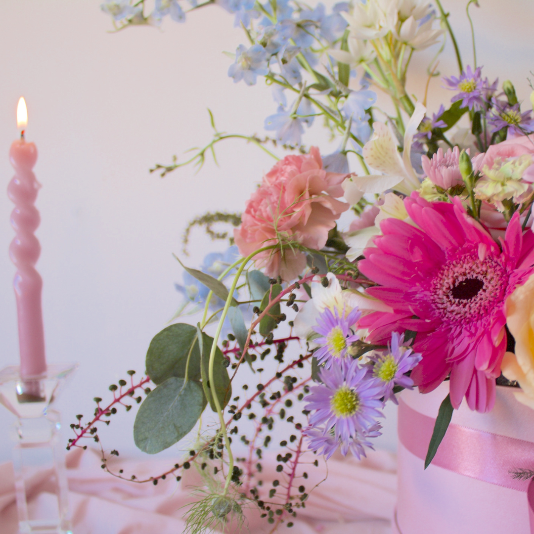 Caja Floral + Chocolates y Champagne